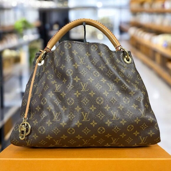 Louis Vuitton Handbags - LOUIS VUITTON Artsy MM Monogram LV Hobo Shoulder Bag Monogram + Dust Bag & Tags